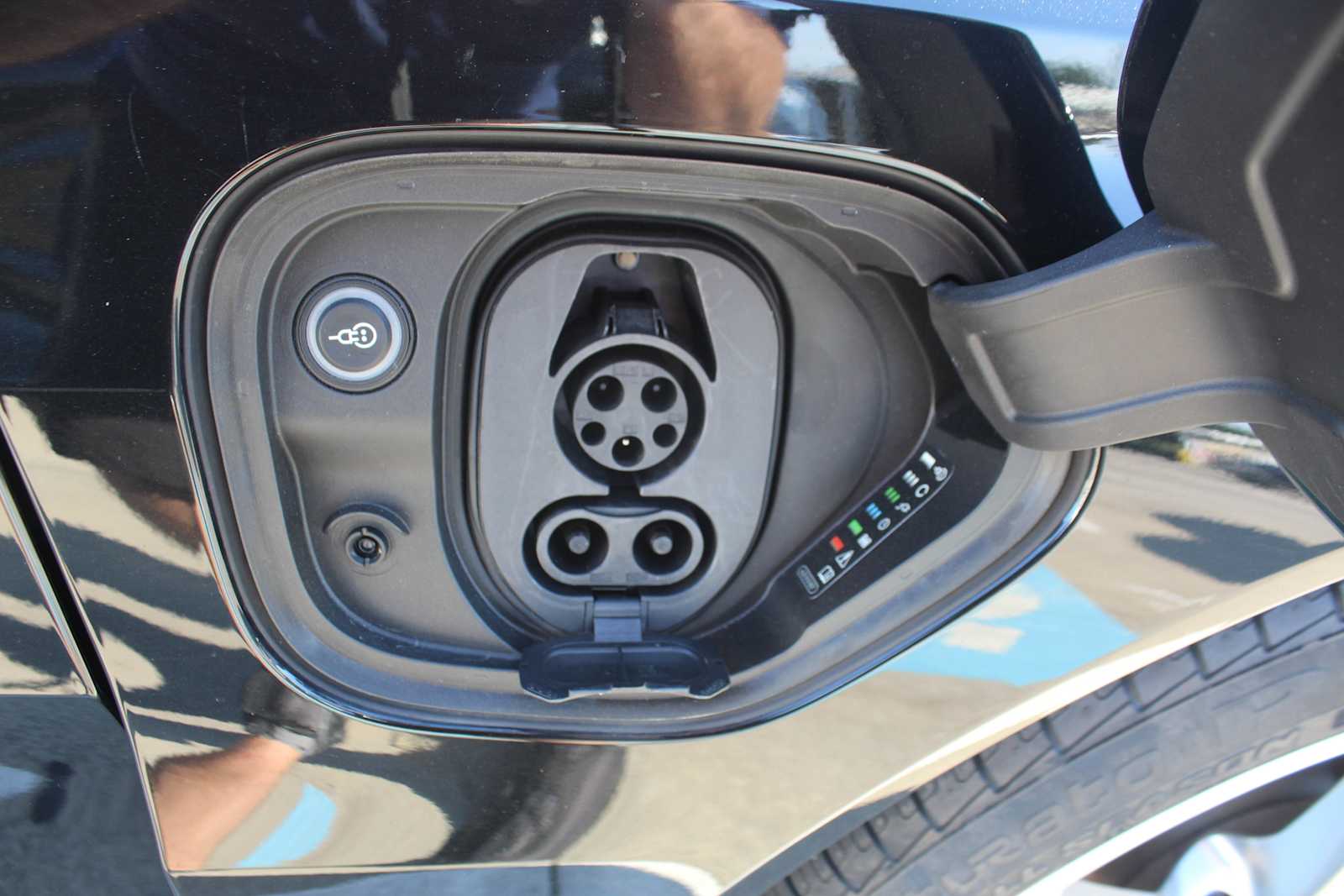 Certified Used 2024 Mythos Black Metallic Audi Premium Plus image 32