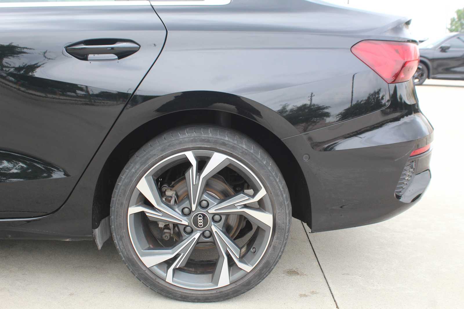 Certified Used 2022 Mythos Black Metallic Audi Premium Plus image 11