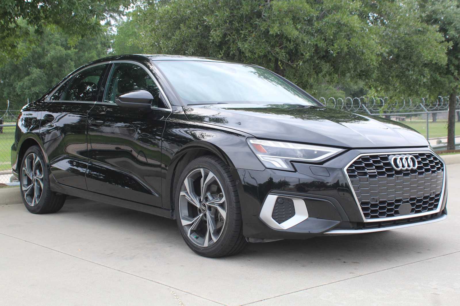 Certified Used 2022 Mythos Black Metallic Audi Premium Plus image 4