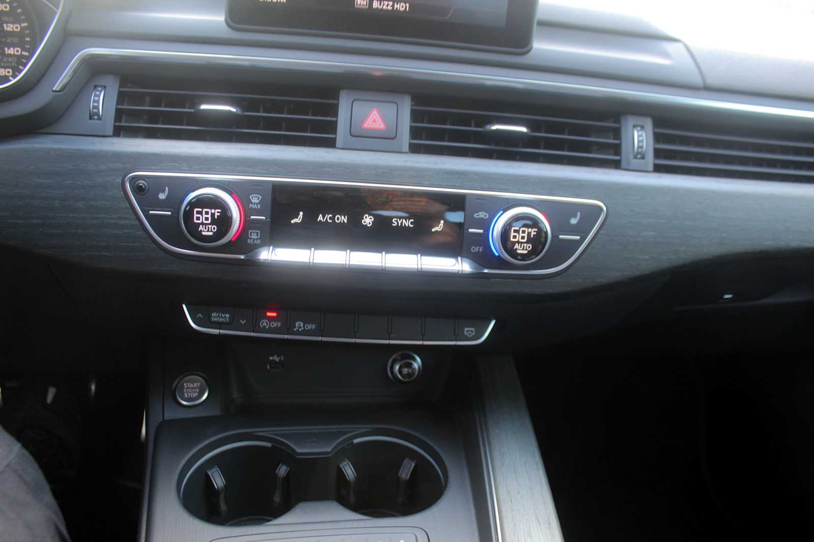 Used 2018 Moonlight Blue Metallic Audi Premium image 18
