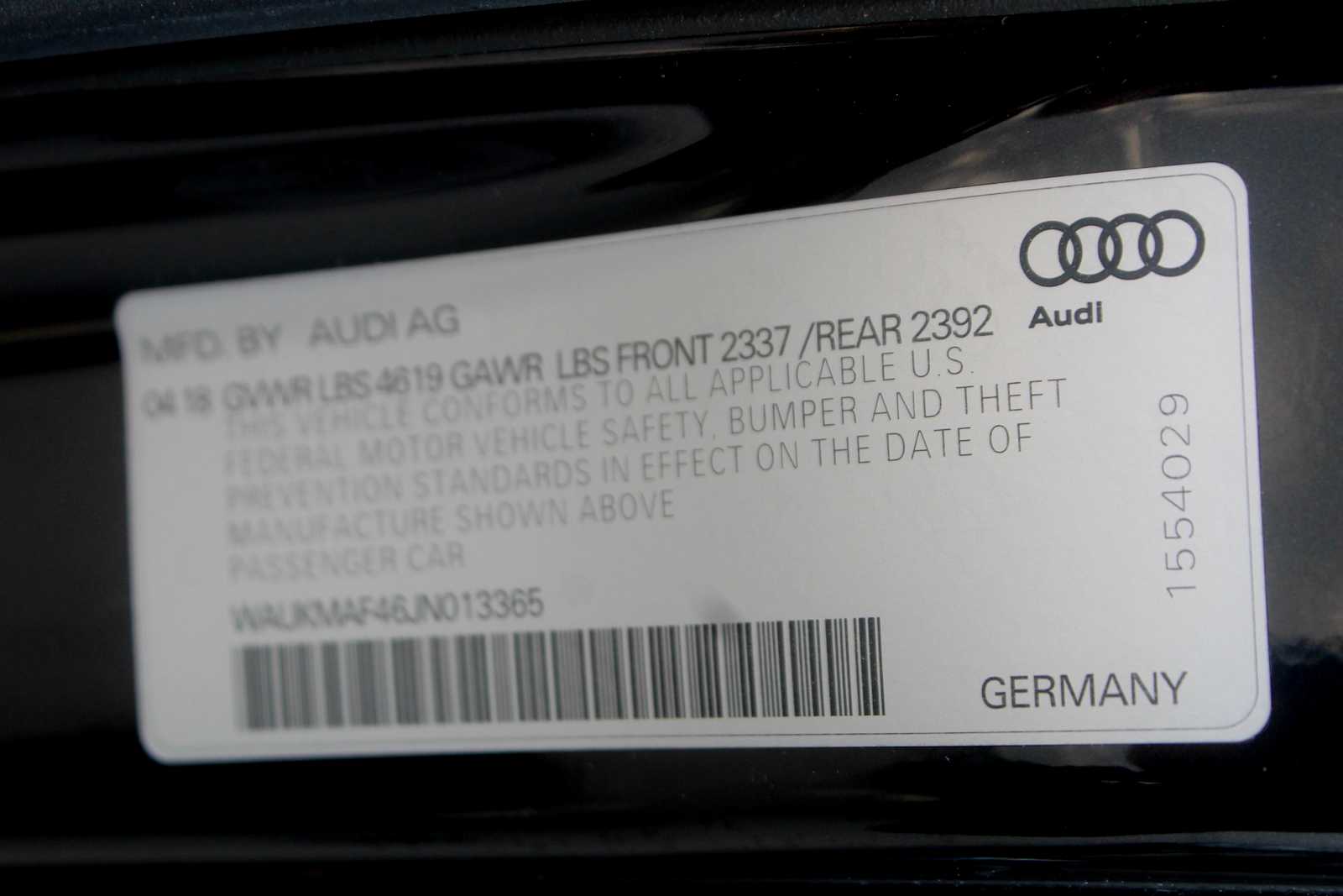 Used 2018 Moonlight Blue Metallic Audi Premium image 31