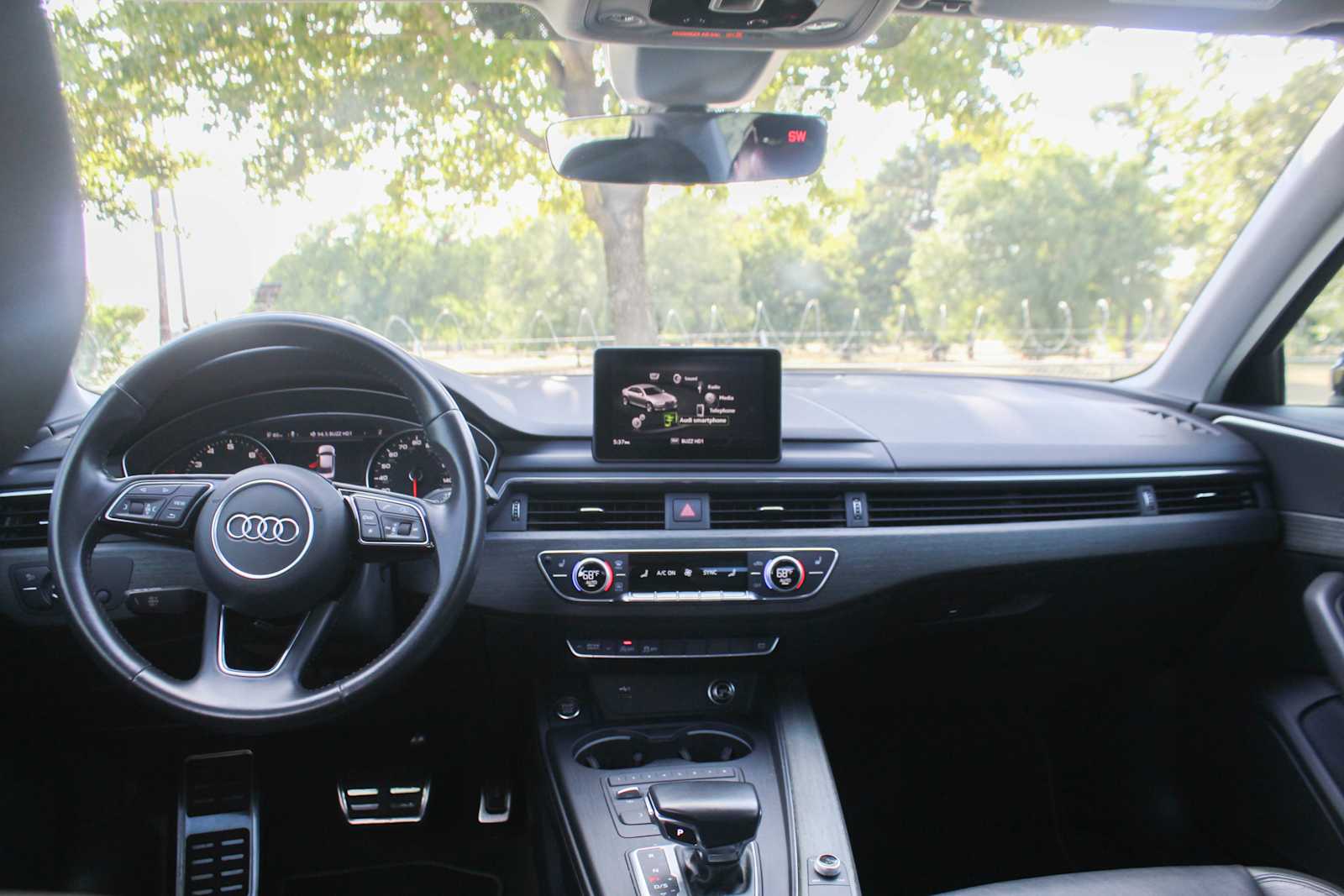 Used 2018 Moonlight Blue Metallic Audi Premium image 23