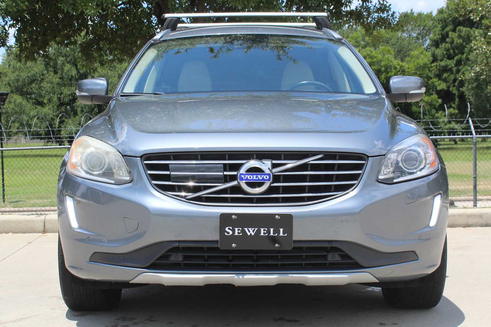 Used 2016 Volvo XC60 T6 Platinum with VIN YV4902RM1G2829745 for sale in Plano, TX