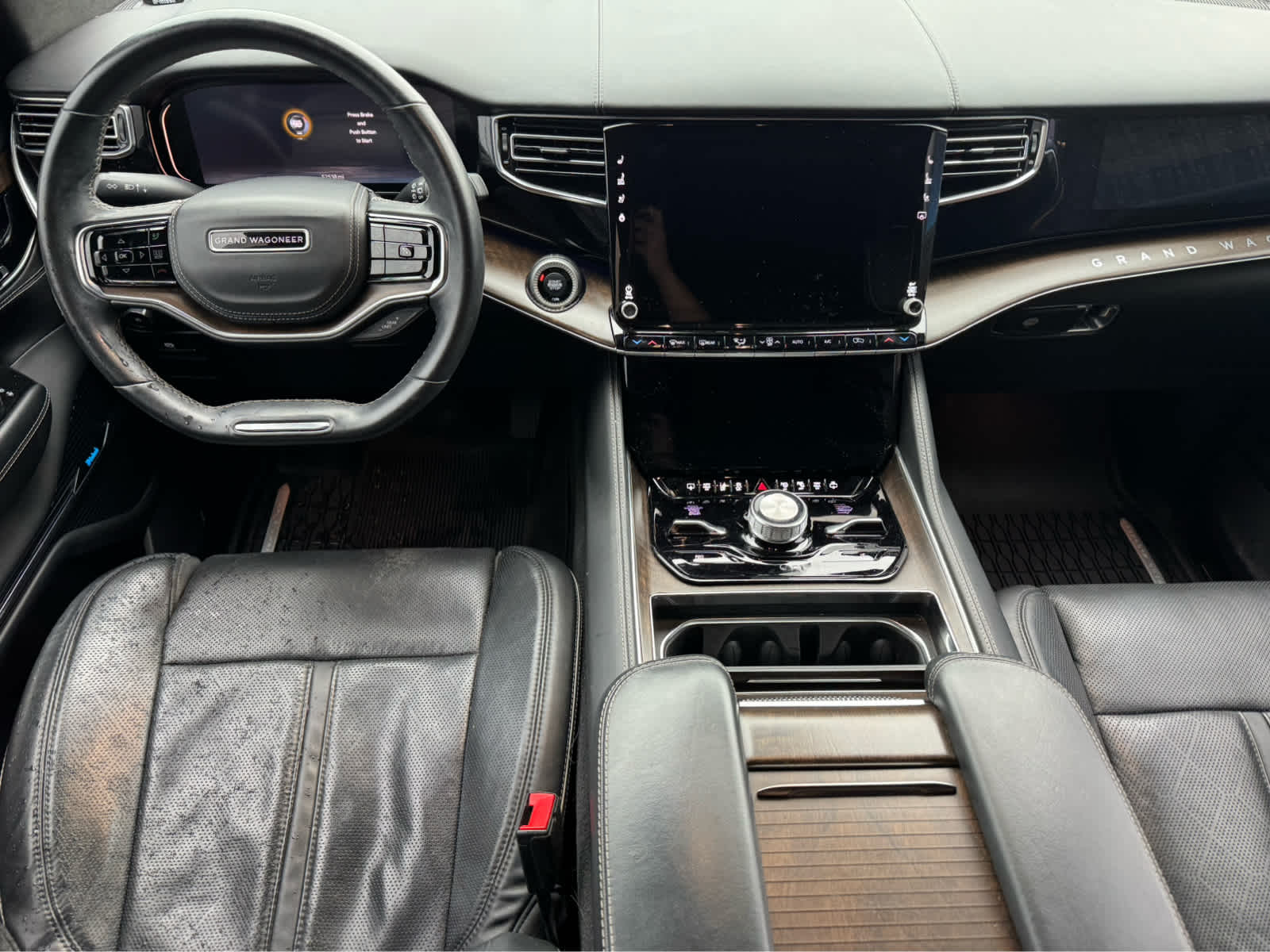Used 2022 Diamond Black Crystal Pearlcoat Jeep Series II image 17