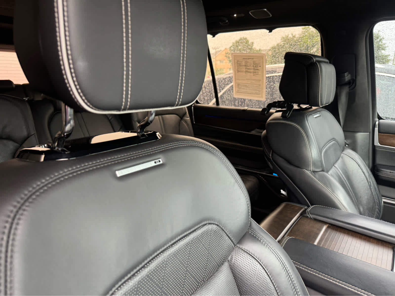Used 2022 Diamond Black Crystal Pearlcoat Jeep Series II image 9