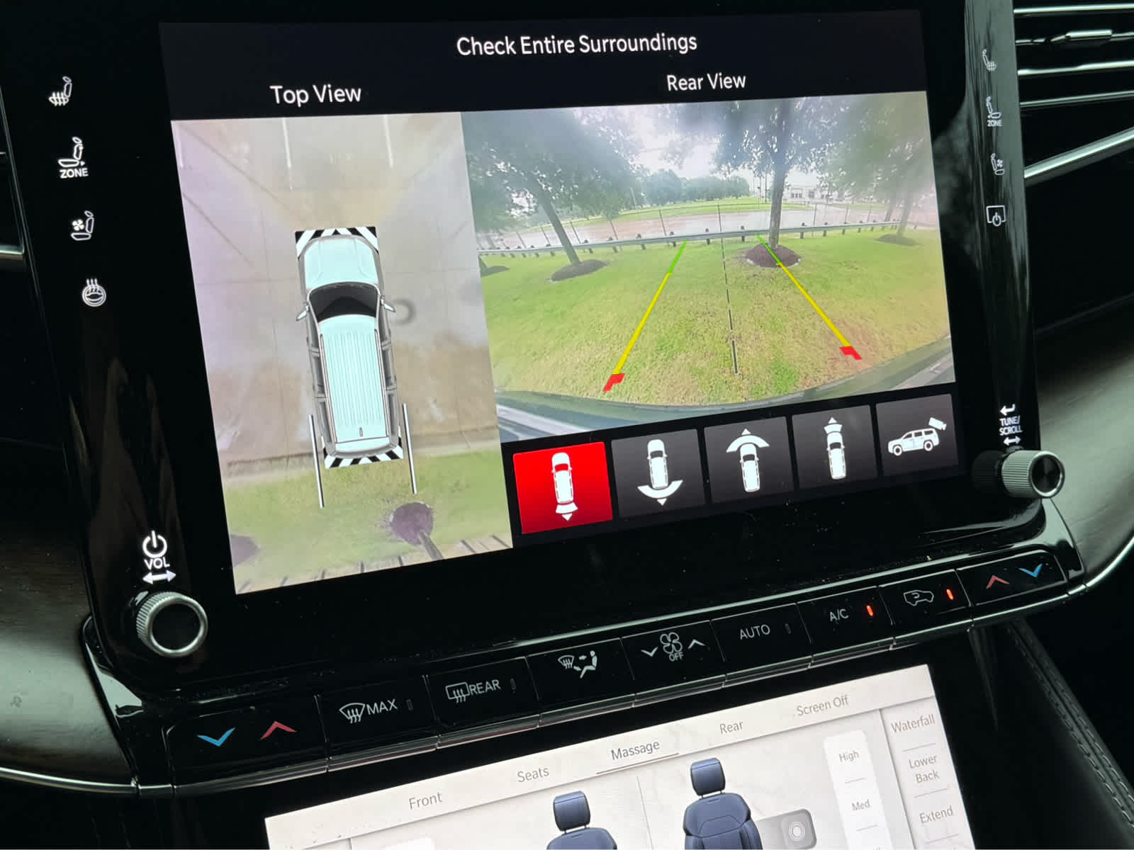 Used 2022 Diamond Black Crystal Pearlcoat Jeep Series II image 11