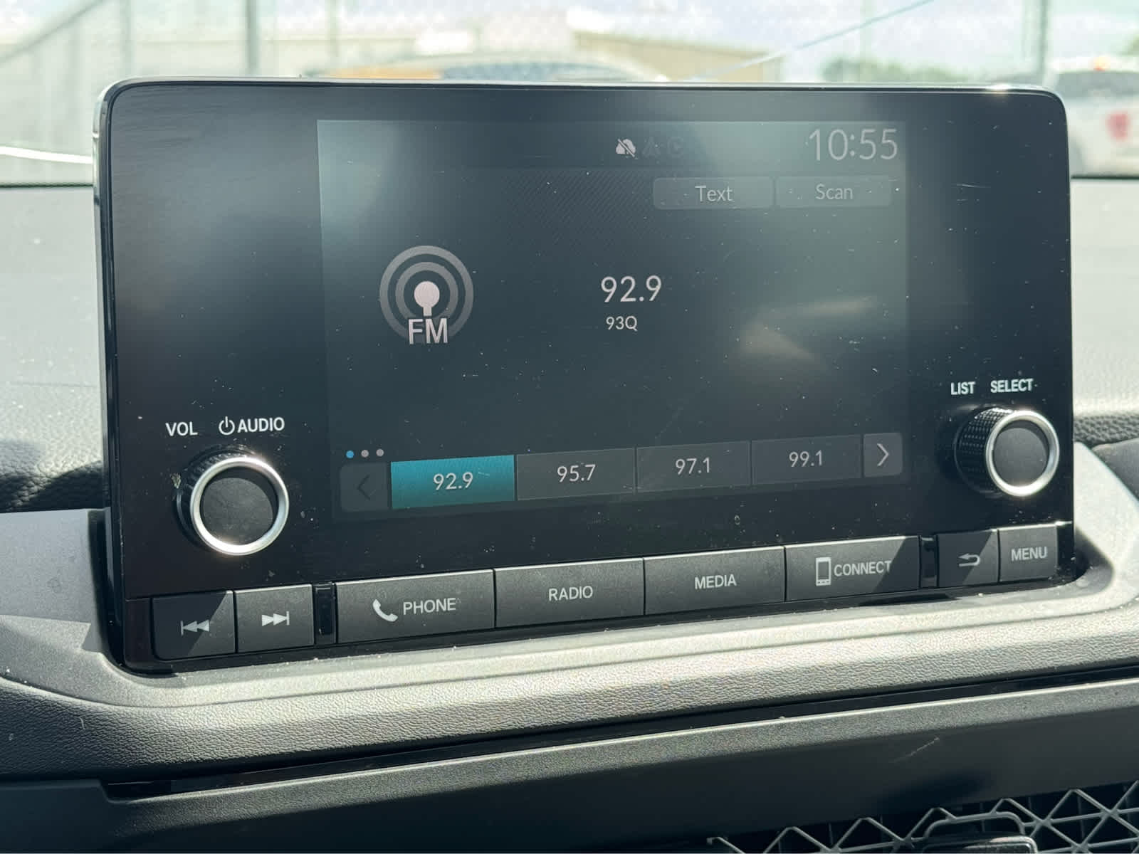 Used 2024 Meteorite Gray Metallic Honda LX image 16