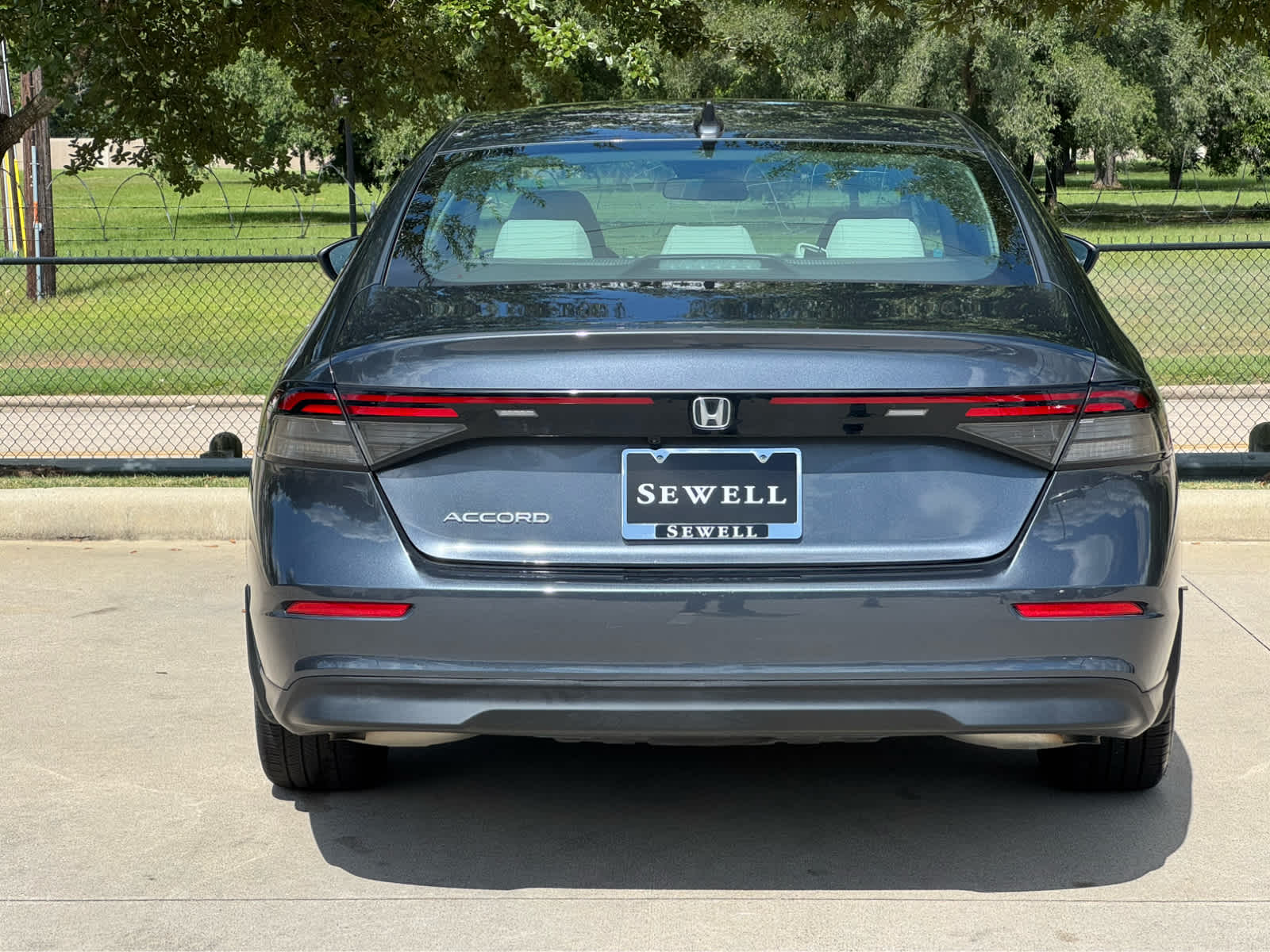 Used 2024 Meteorite Gray Metallic Honda LX image 7