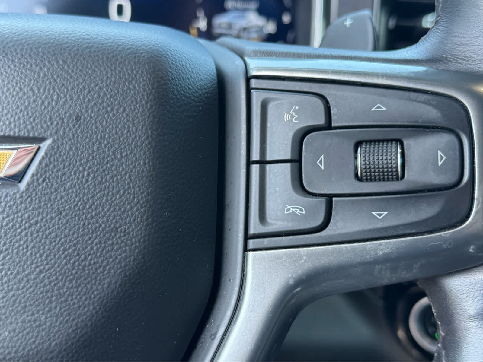 Used 2023 Summit White Chevrolet LTZ image 21