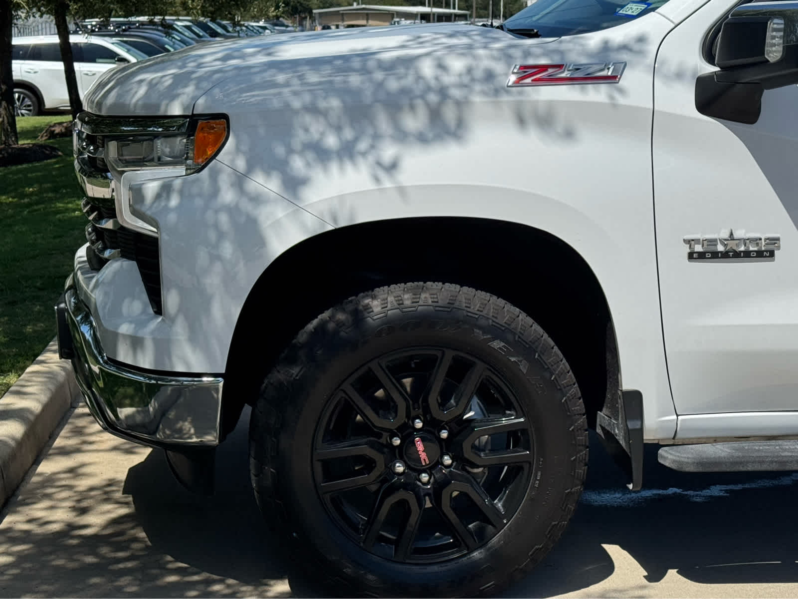 Used 2023 Summit White Chevrolet LTZ image 9