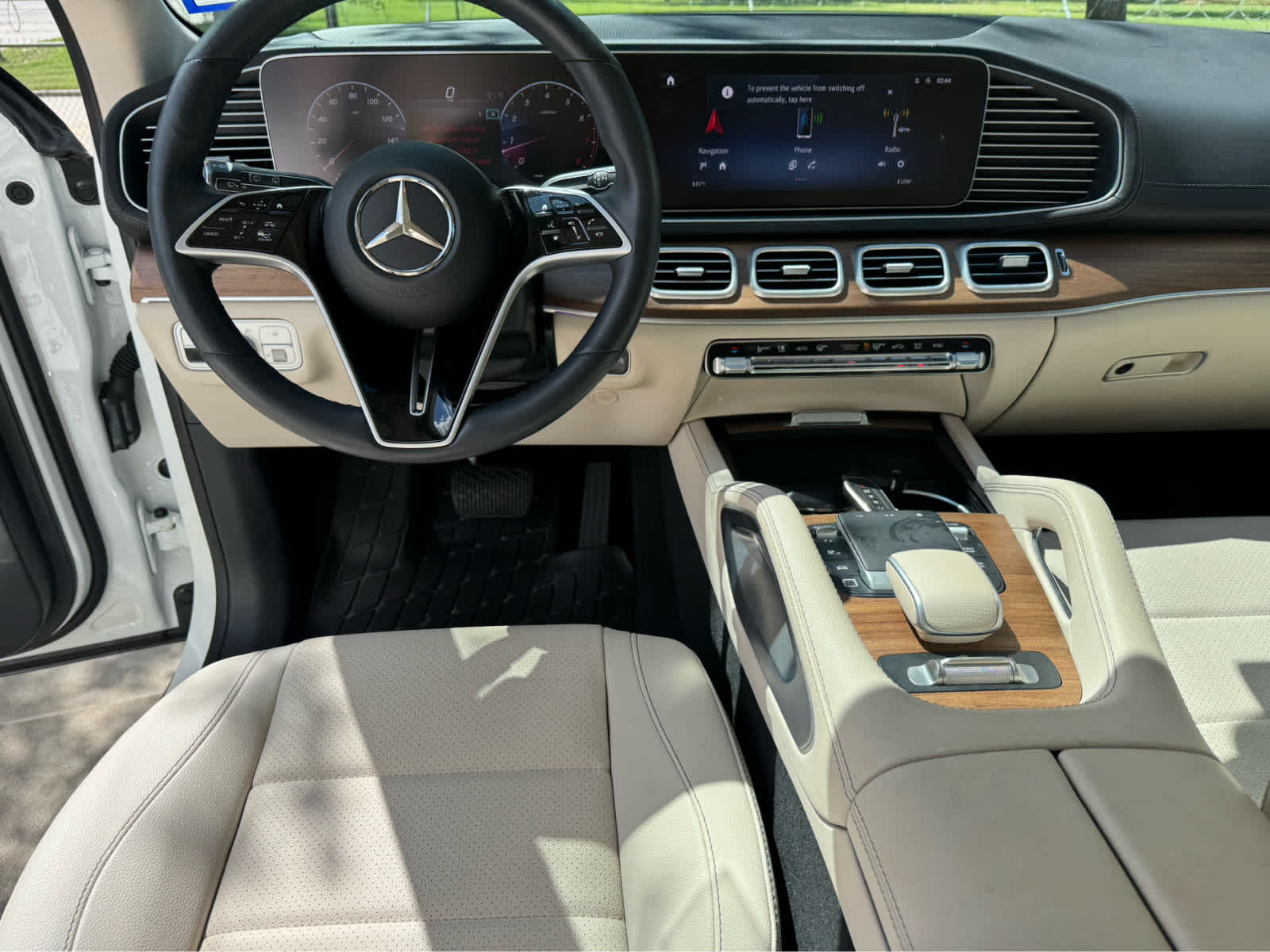 Used 2025 Polar White Mercedes-Benz GLS 450 image 18