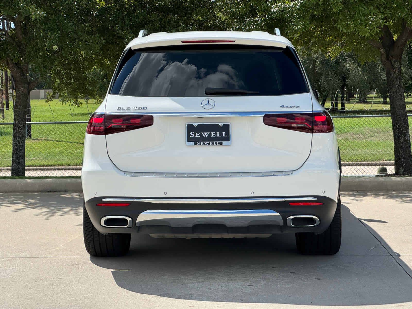Used 2025 Polar White Mercedes-Benz GLS 450 image 7