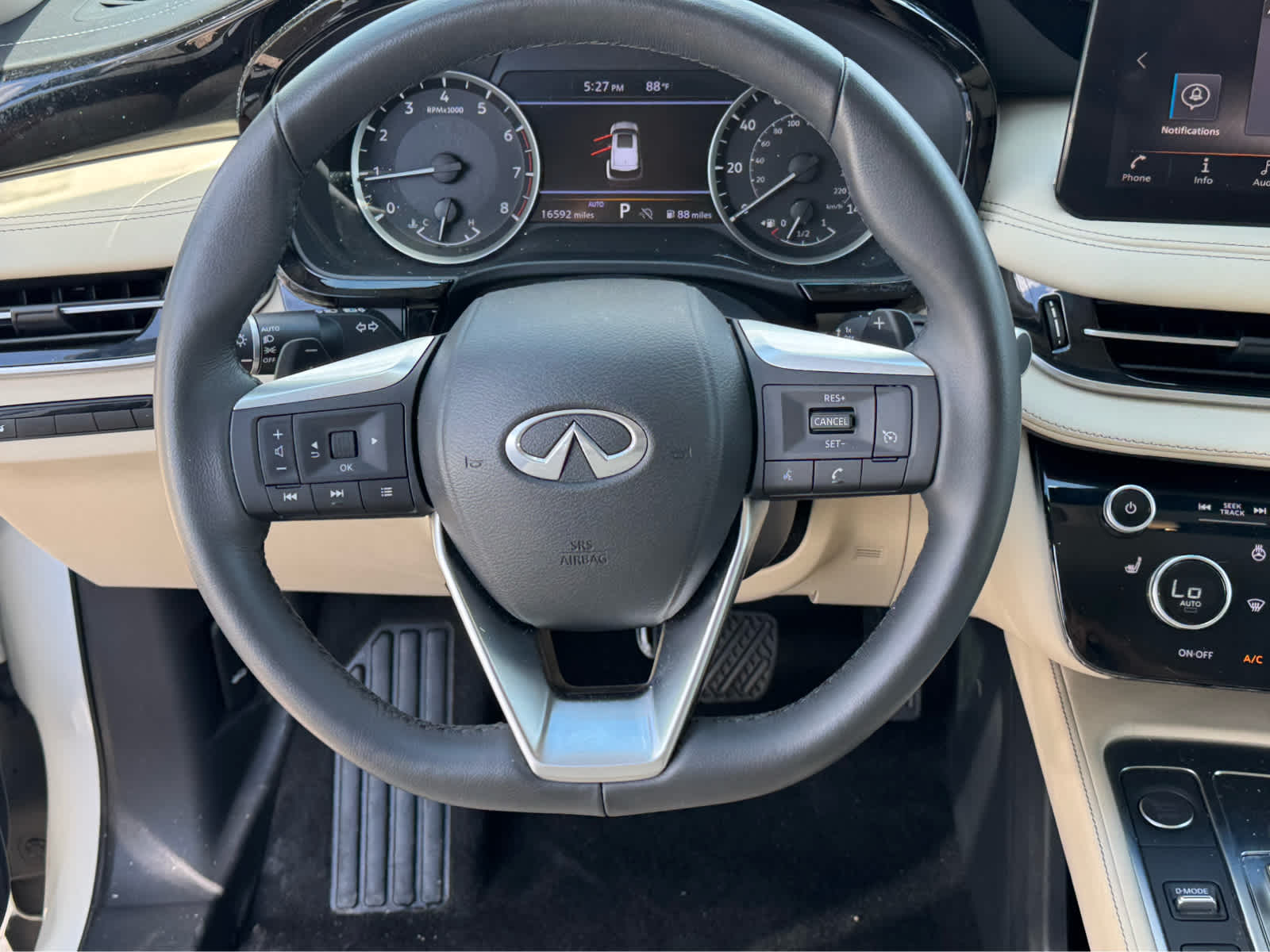 Certified Used 2025 Glacier White INFINITI PURE image 22