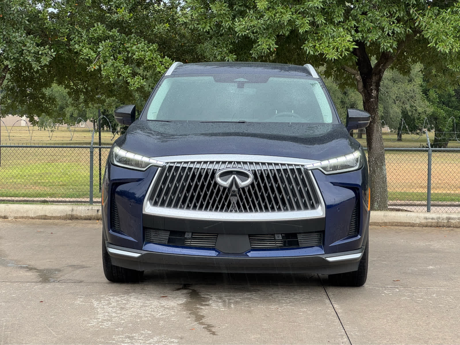 Certified Used 2026 Grand Blue INFINITI LUXE image 2