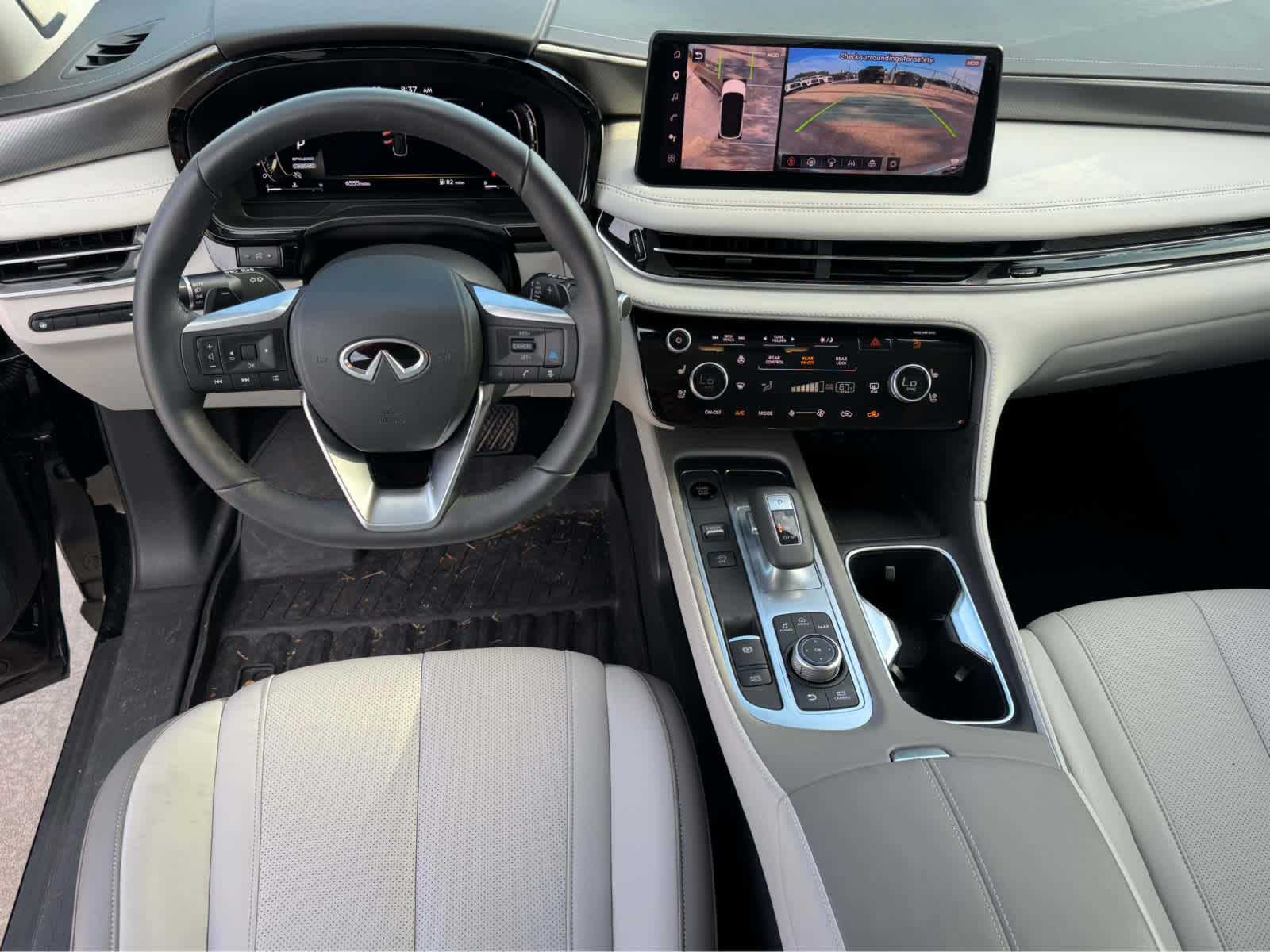 Certified Used 2026 Mineral Black INFINITI LUXE image 22