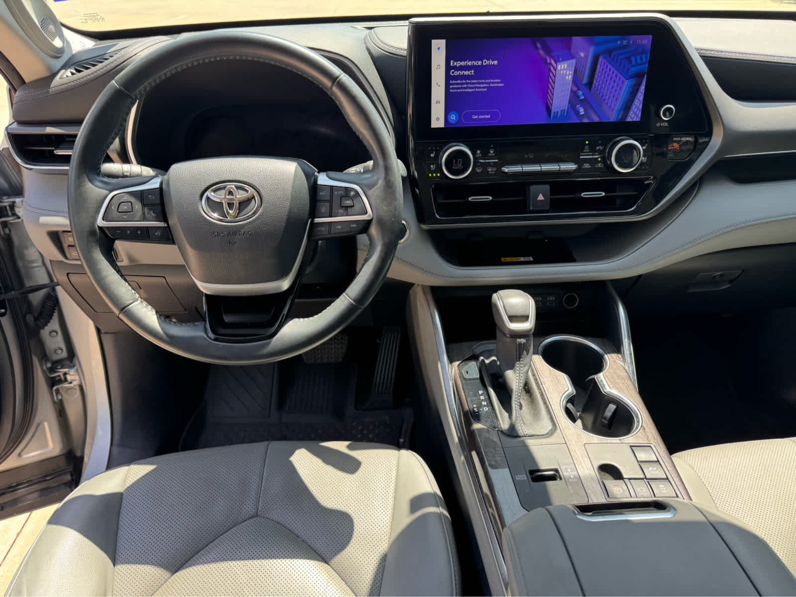 Used 2023 Celestial Silver Metallic Toyota Hybrid Limited image 20