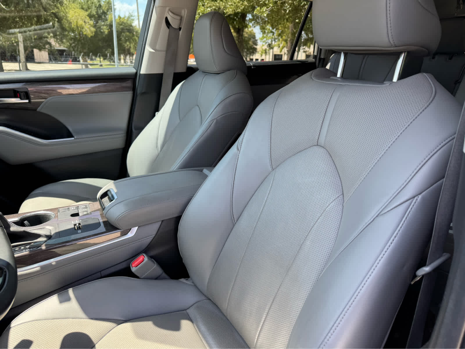 Used 2023 Celestial Silver Metallic Toyota Hybrid Limited image 12