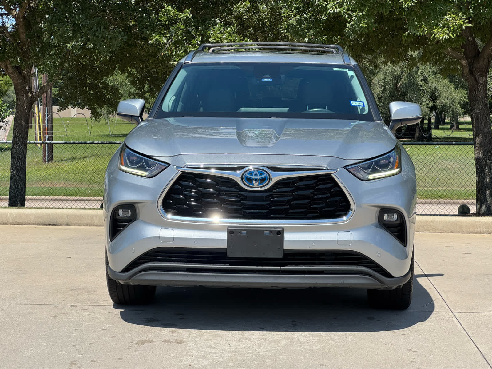 Used 2023 Celestial Silver Metallic Toyota Hybrid Limited image 2