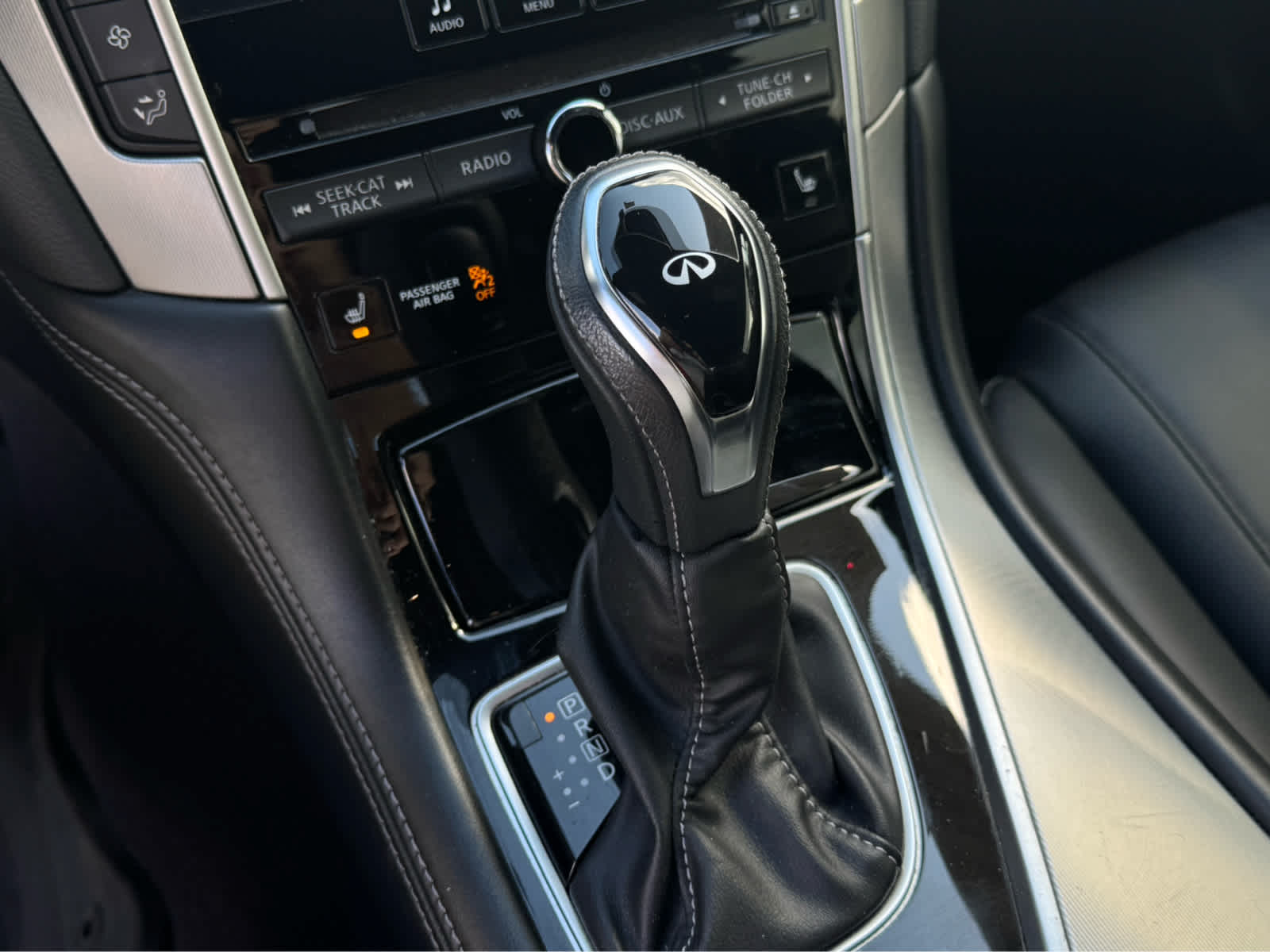 Certified Used 2019 Black Obsidian INFINITI 3.0t LUXE image 14