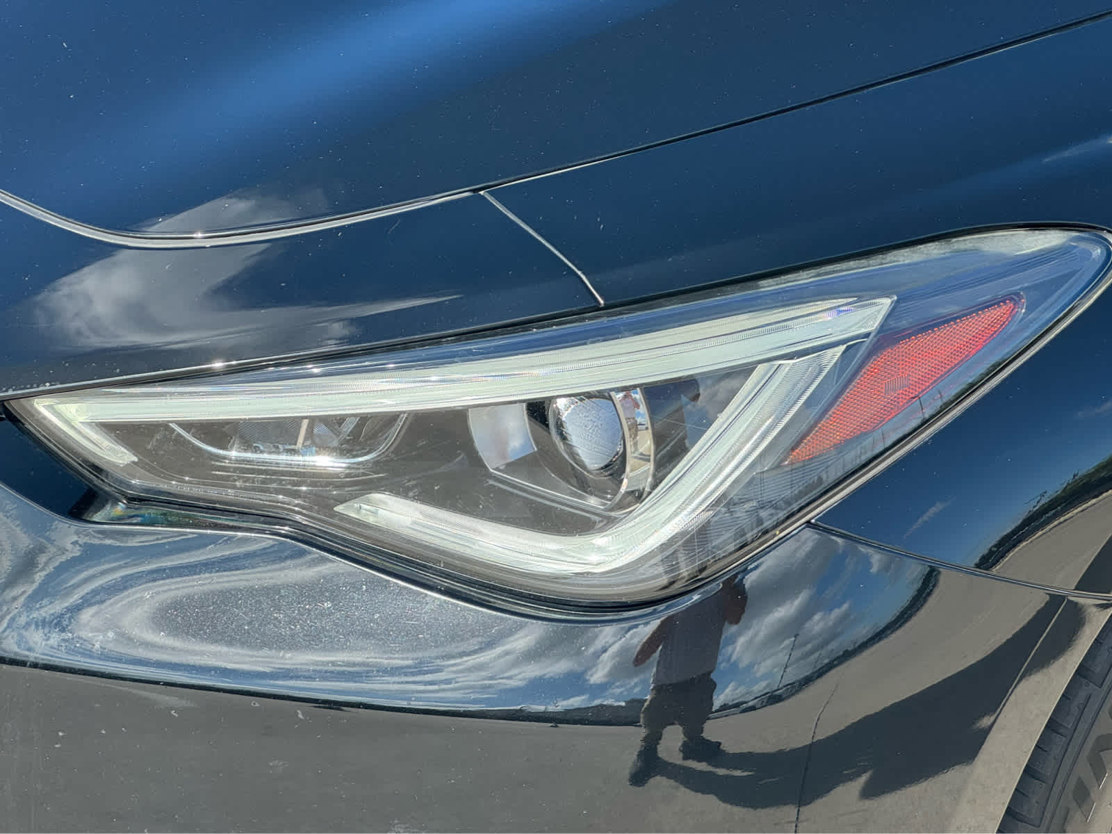Certified Used 2019 Black Obsidian INFINITI 3.0t LUXE image 9