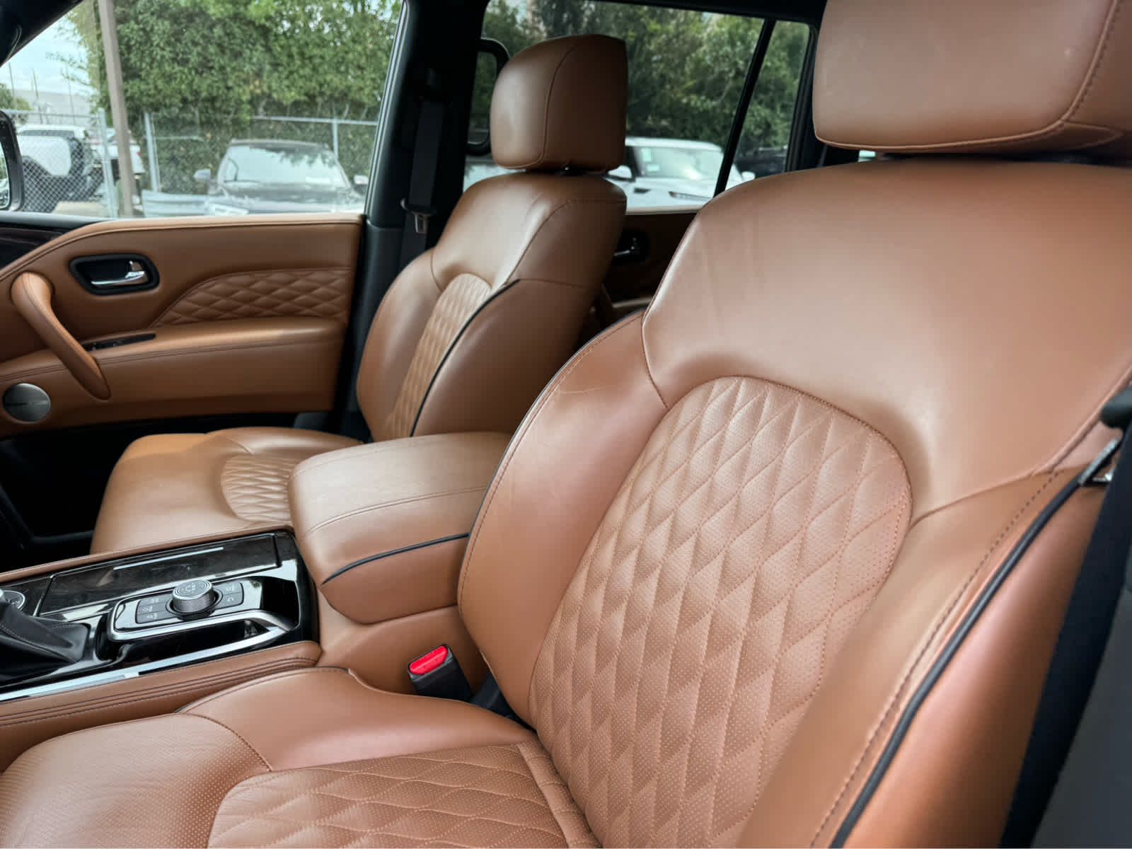 2023 INFINITI QX80 Sensory 4WD - Photo 12
