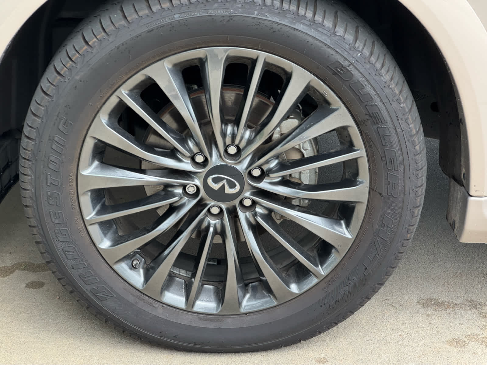 2023 INFINITI QX80 Sensory 4WD - Photo 11