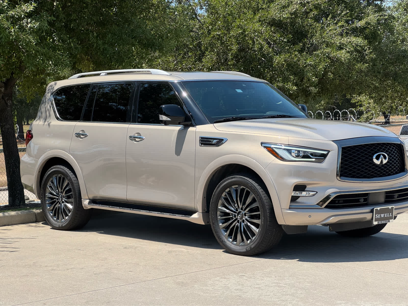 Certified Used 2024 Champagne Quartz INFINITI SENSORY image 3