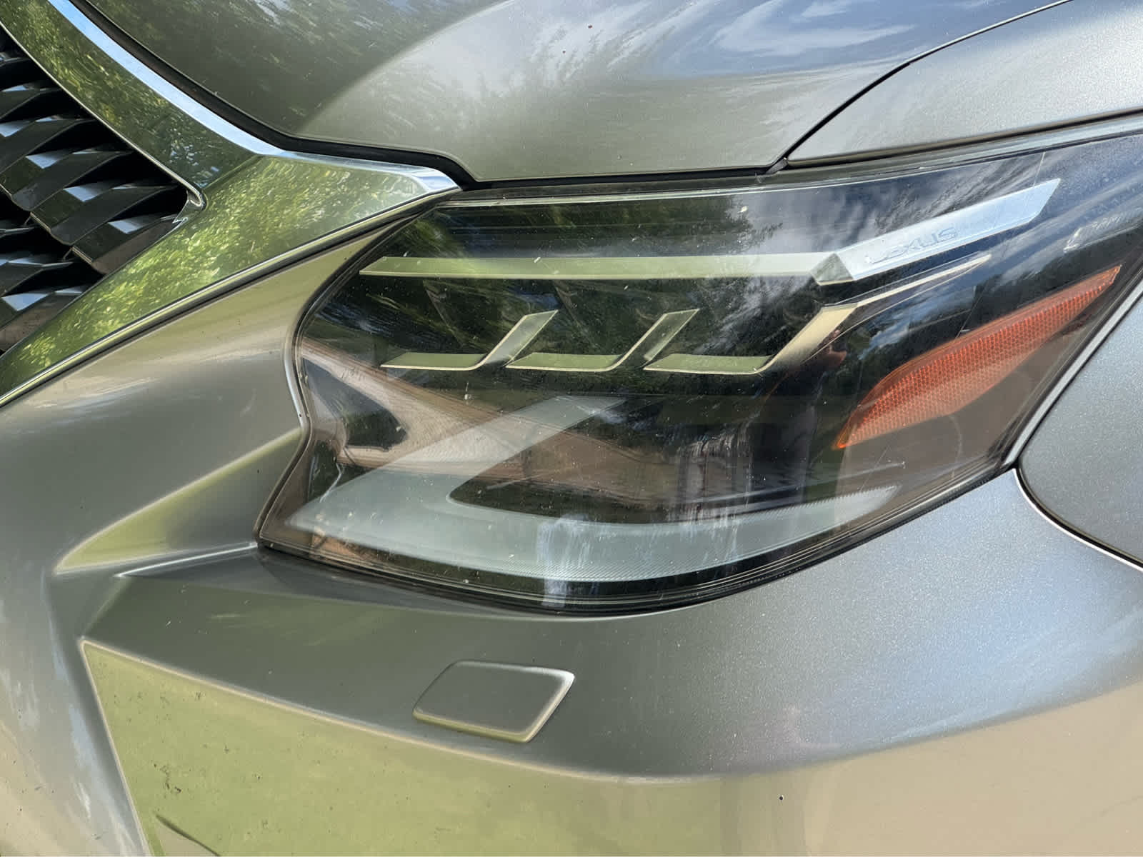 Used 2021 Atomic Silver Lexus Premium image 9