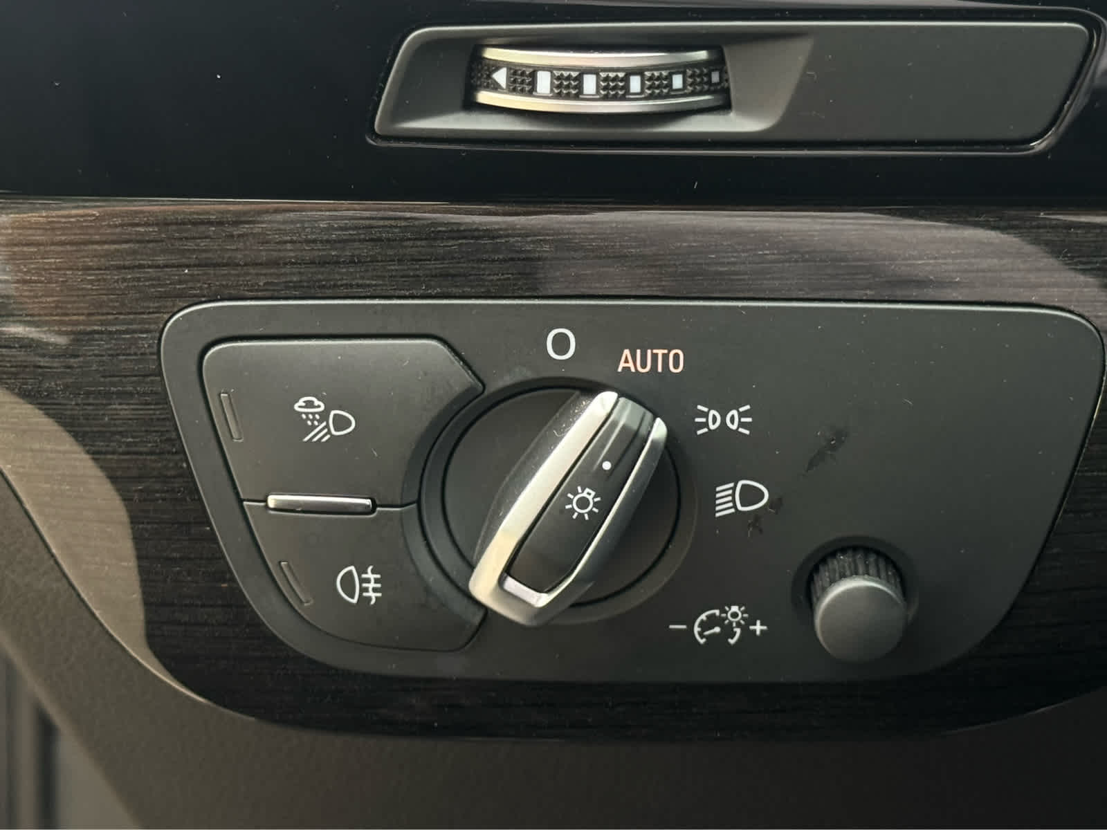 Used 2019 Samurai Gray Metallic Audi Premium Plus image 19