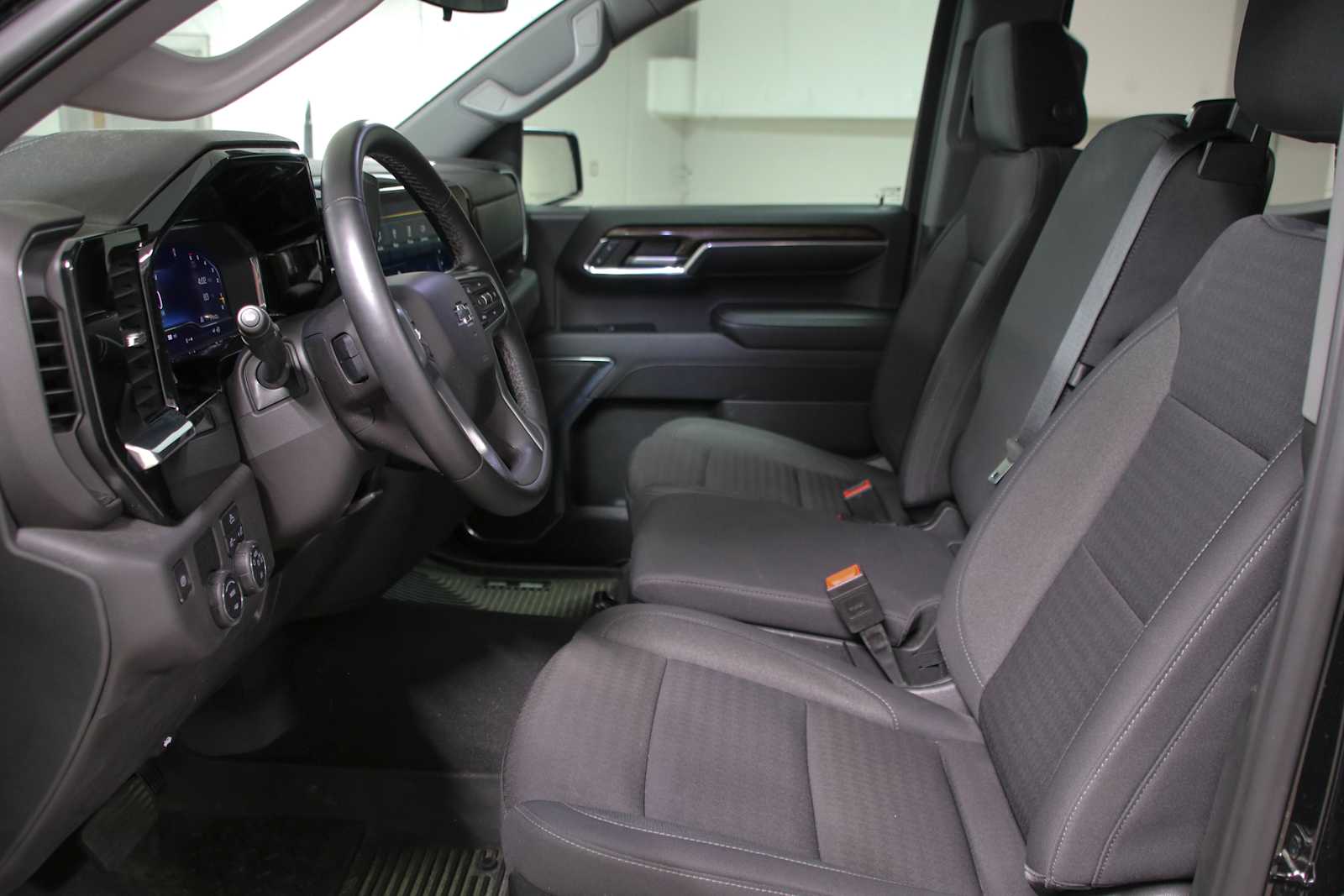Used 2024 Black Chevrolet RST image 10