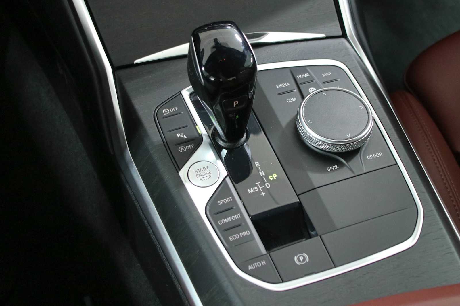 Used 2022 Black Sapphire Metallic BMW 330i image 14