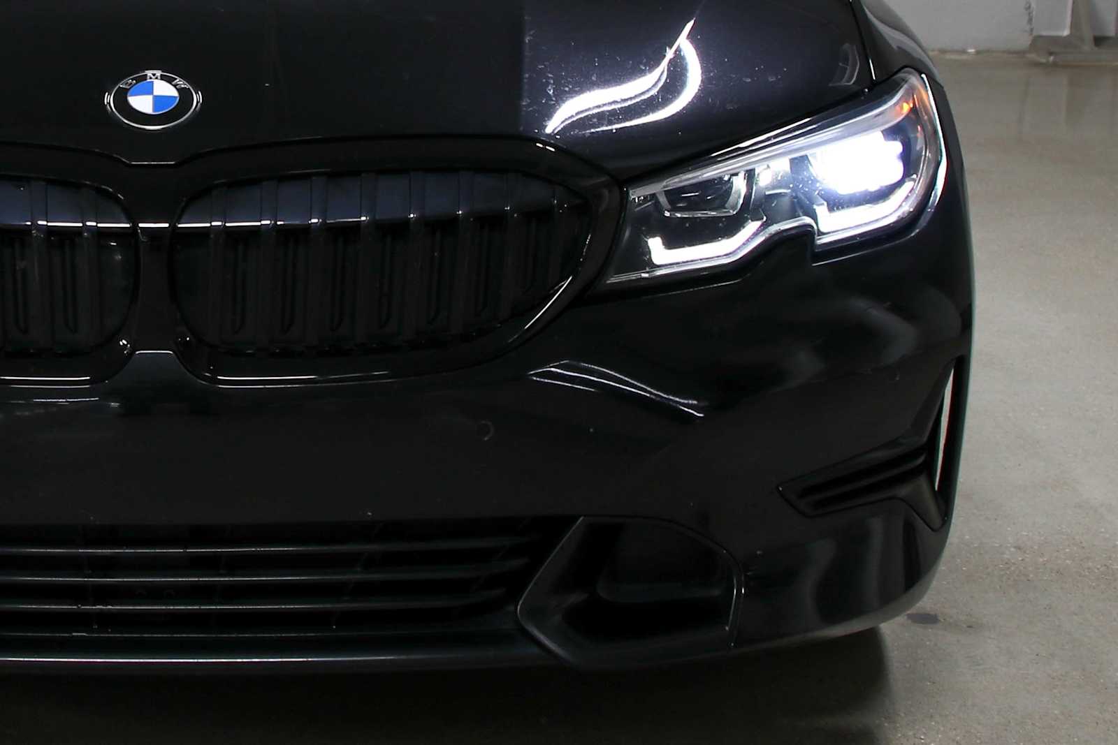 Used 2022 Black Sapphire Metallic BMW 330i image 7