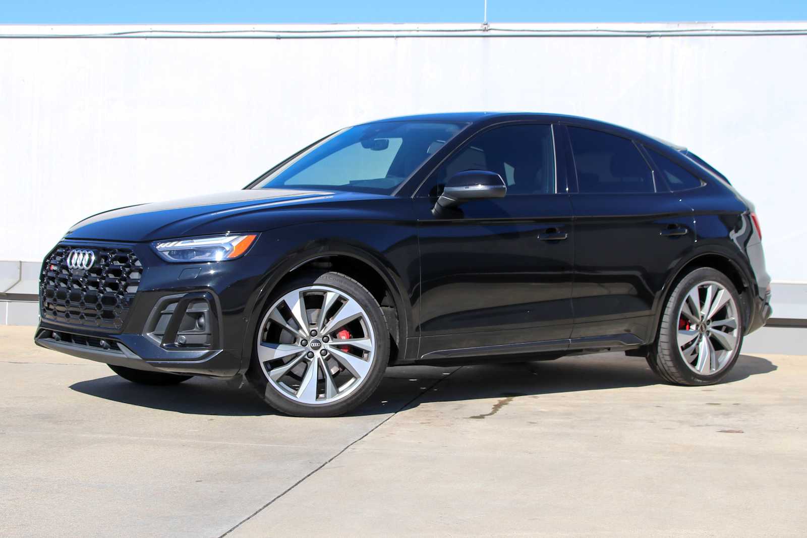 2021 Audi SQ5 Sportback Prestige's photo