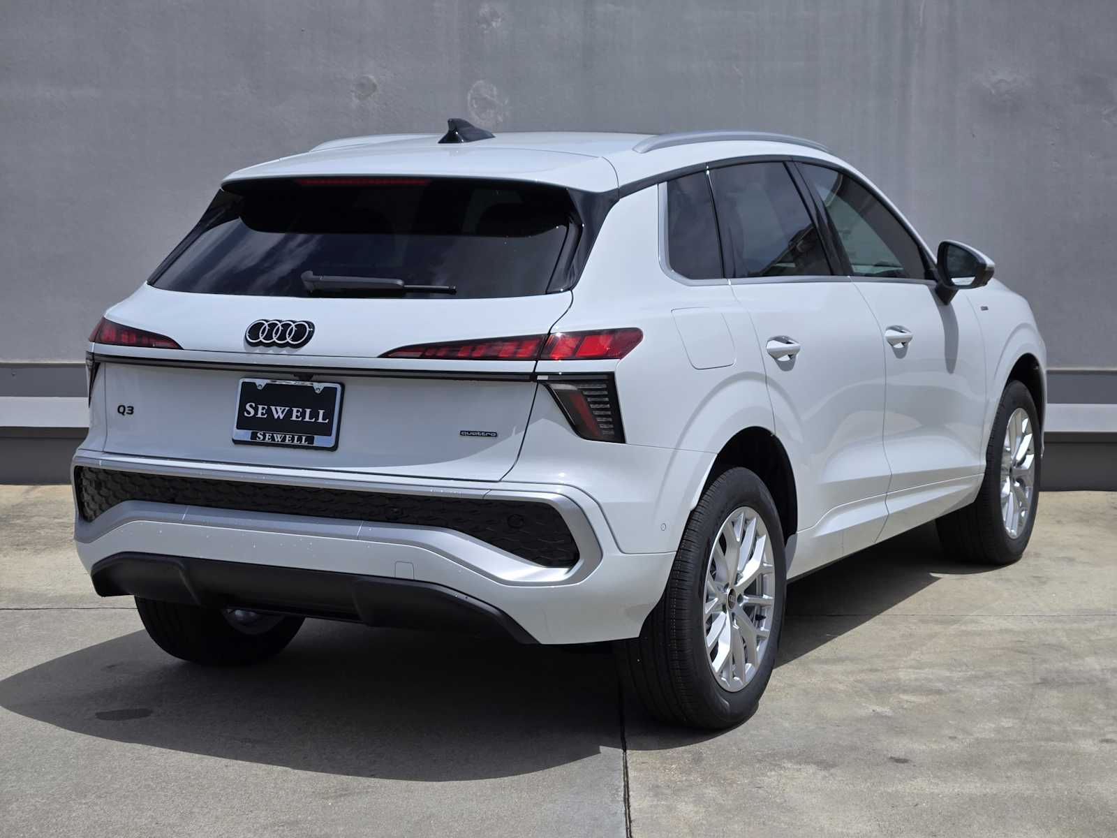 New 2026 WHITE Audi S line image 3