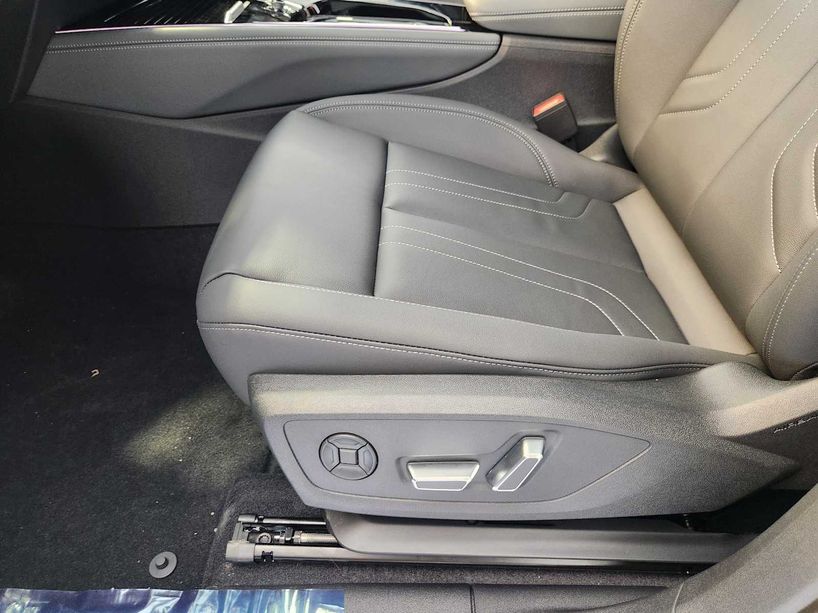 New 2026 BLACK Audi S line image 18