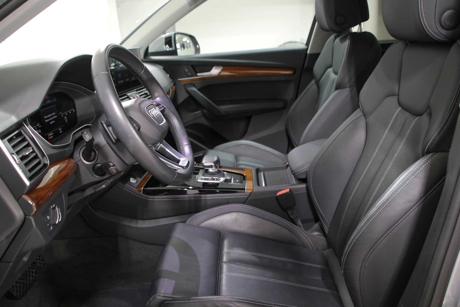 Certified Used 2021 Florett Silver Metallic Audi Premium Plus image 8