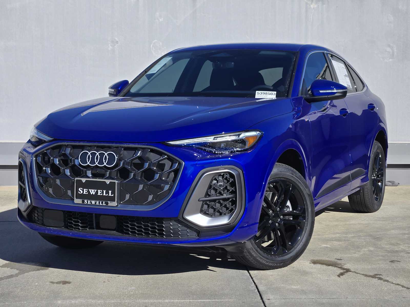 2025 Audi New Q5 Sportback Premium Plus's photo