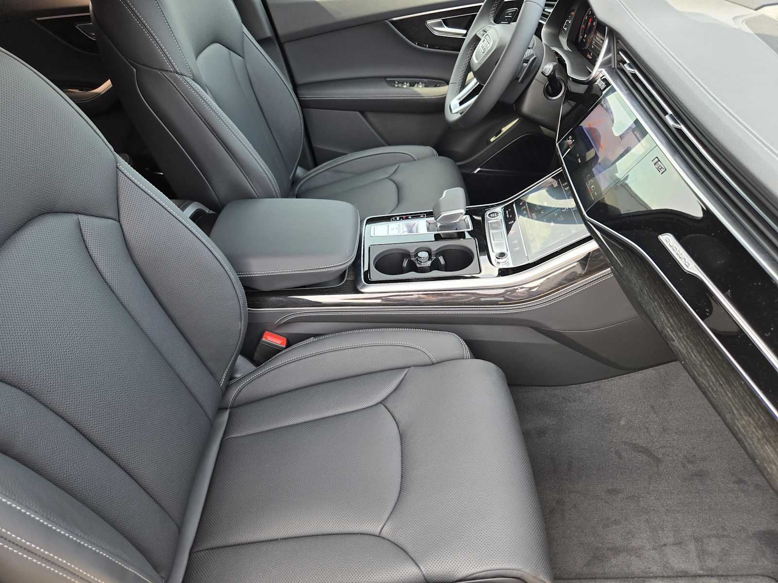 New 2026 BLACK Audi S line Prestige image 9