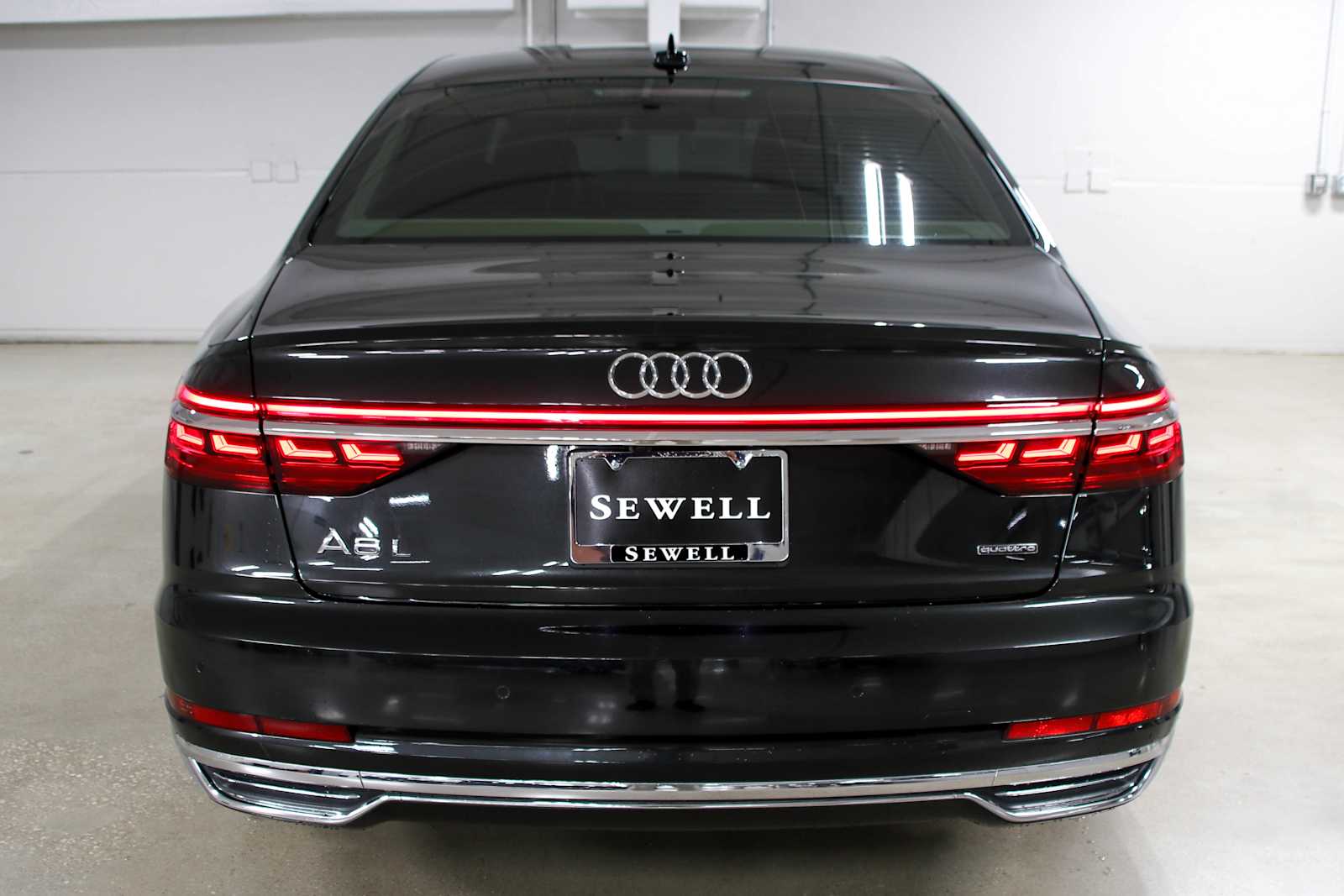 Used 2019 Vesuvius Gray Metallic Audi  image 3