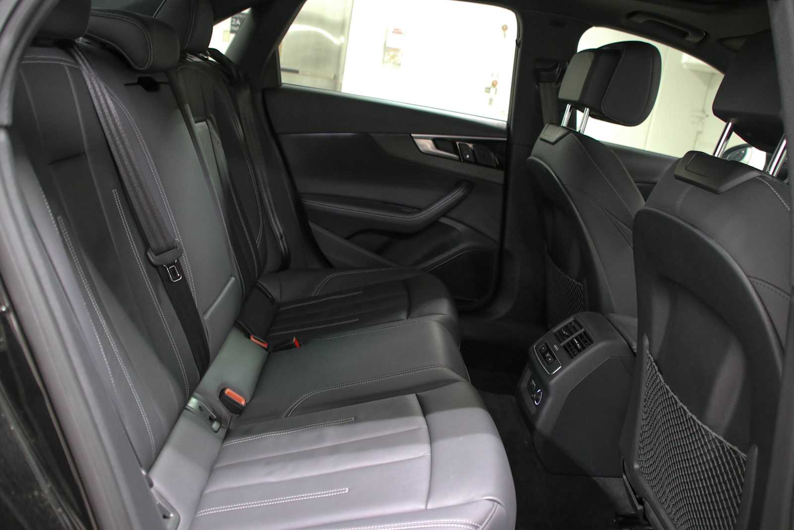 Used 2020 Mythos Black Metallic Audi Premium Plus image 18