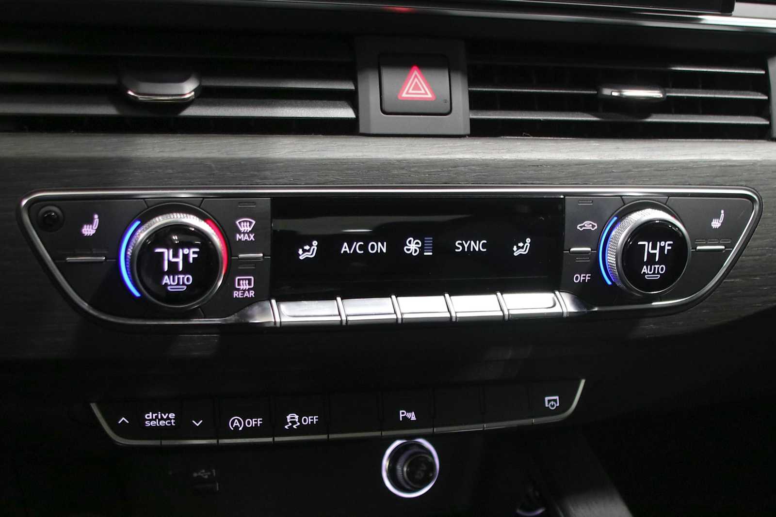 Used 2020 Mythos Black Metallic Audi Premium Plus image 14