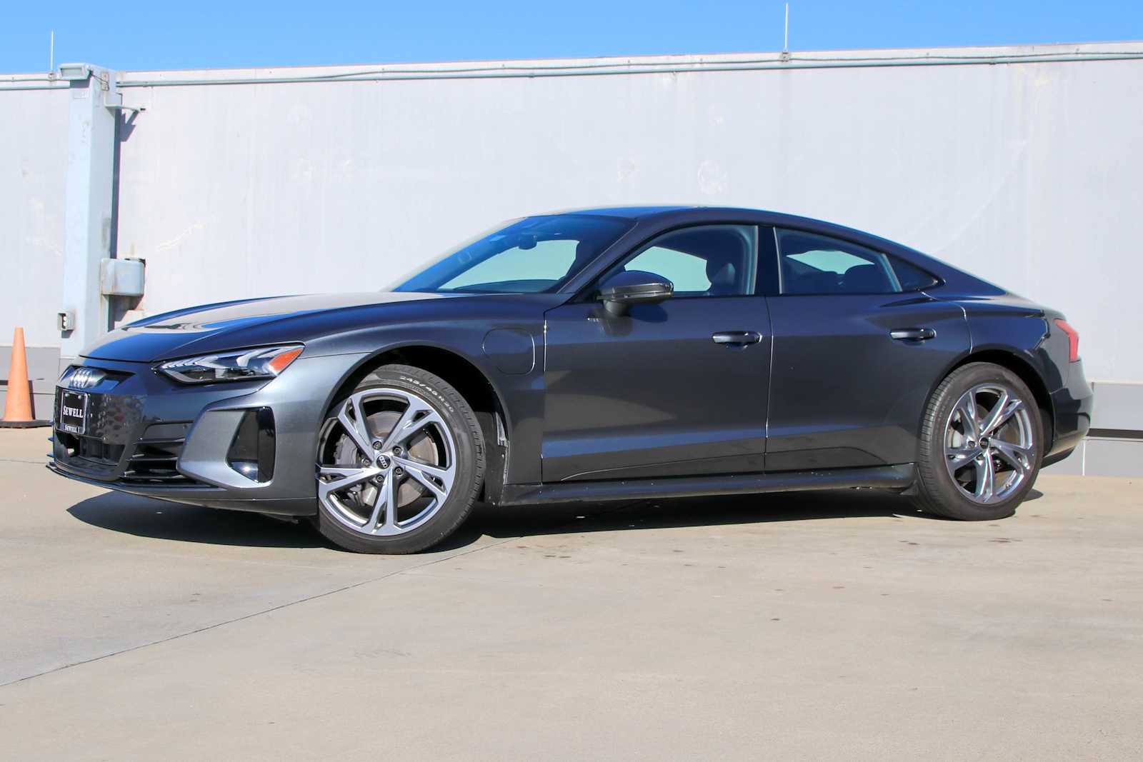 2023 Audi e-tron GT Premium Plus's photo