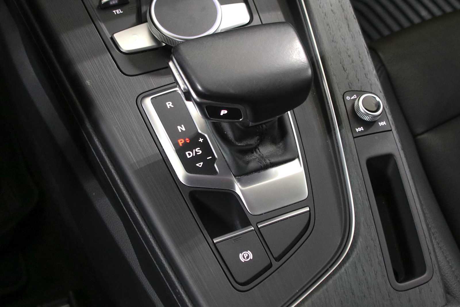 Used 2017 Brilliant Black Audi Season of Audi ultra Premium image 13