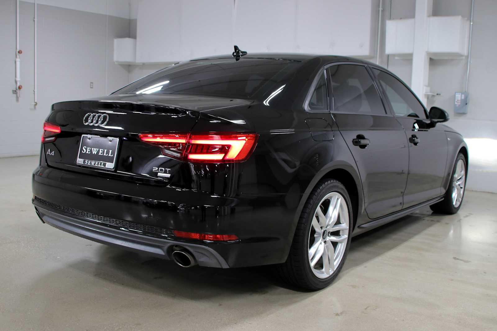 Used 2017 Brilliant Black Audi Season of Audi ultra Premium image 4