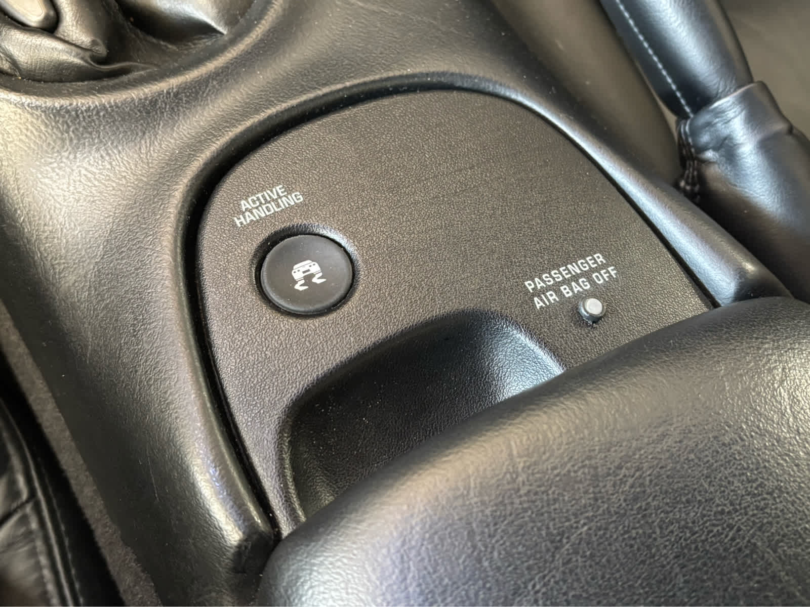 Used 2003 Quicksilver Metallic Chevrolet  image 20