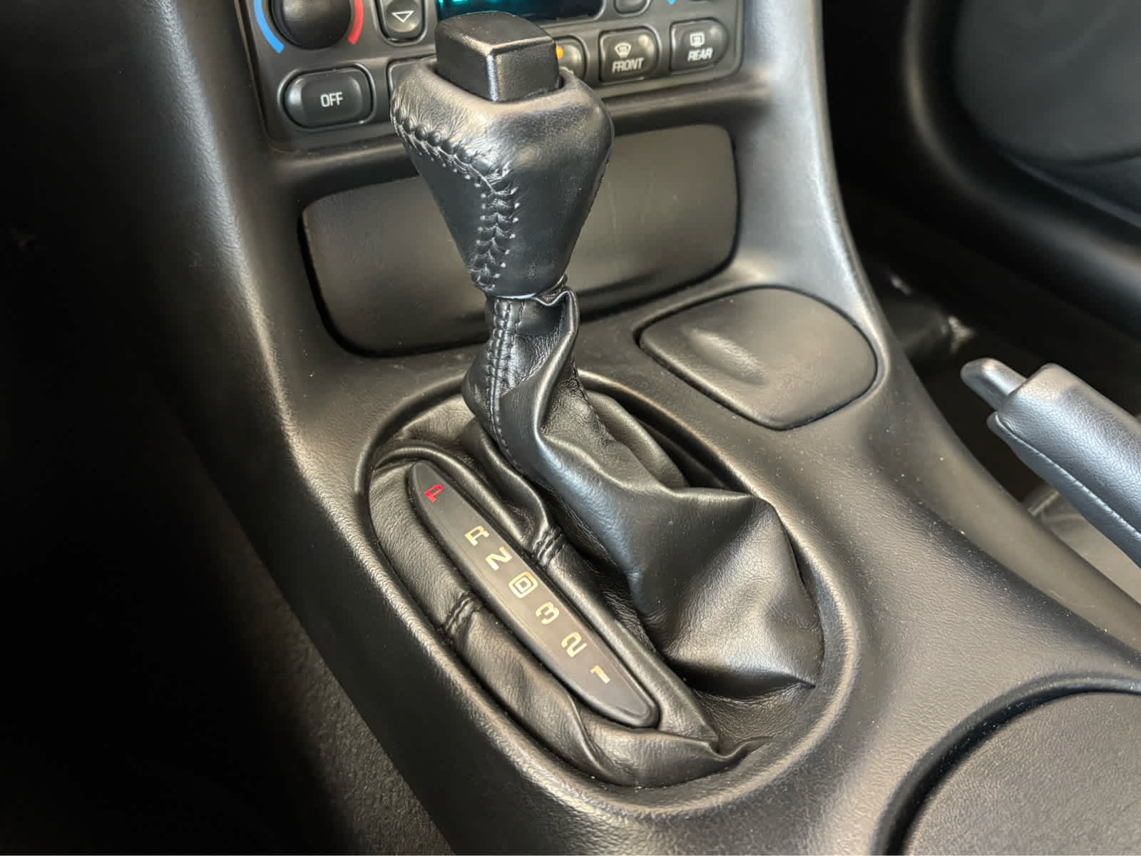 Used 2003 Quicksilver Metallic Chevrolet  image 19
