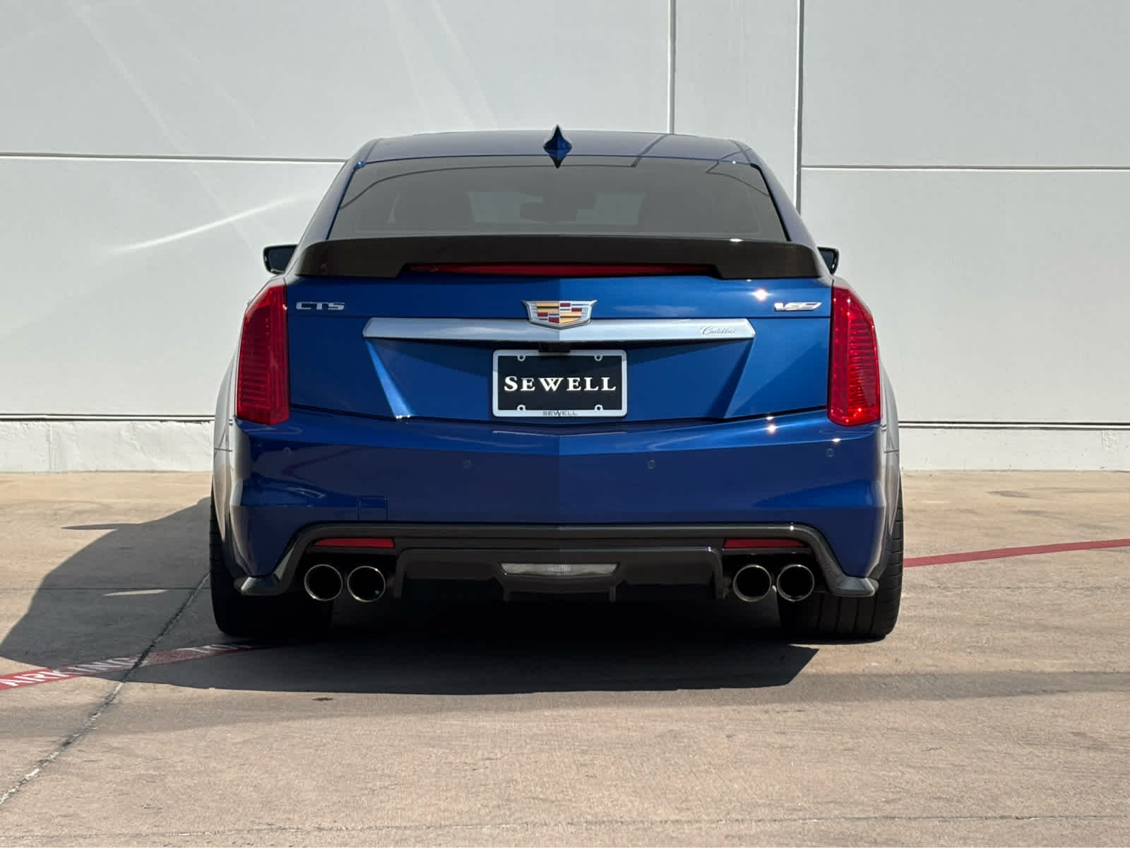Used 2019 Wave Metallic Cadillac  image 5