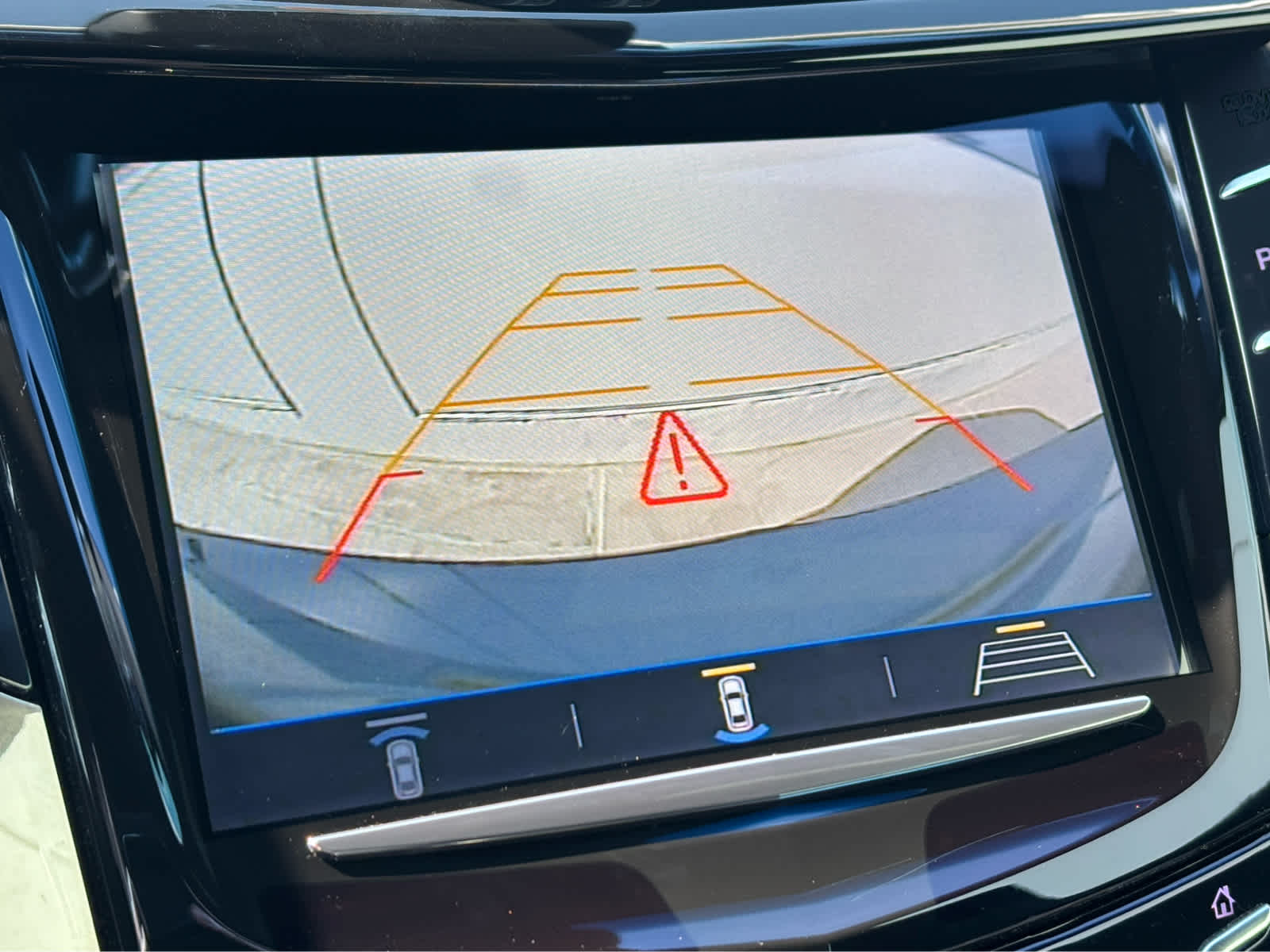 Used 2019 Wave Metallic Cadillac  image 21