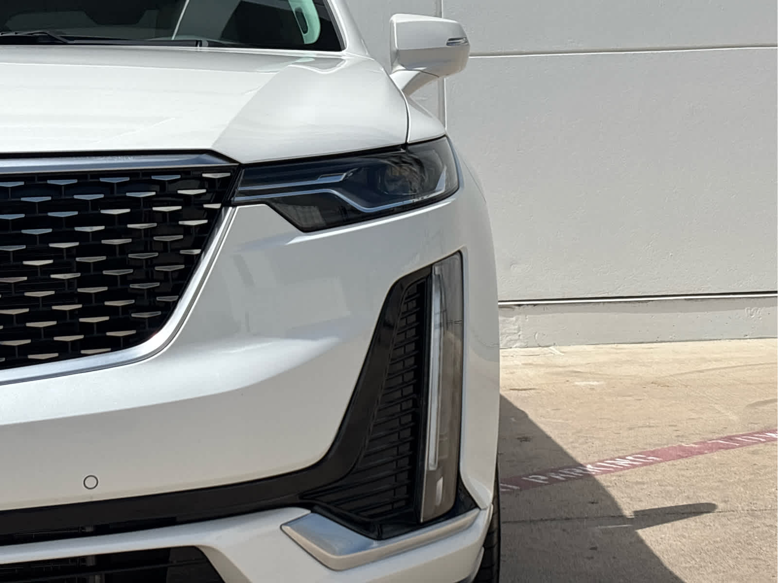 Certified Used 2024 Crystal White Tricoat Cadillac AWD Premium Luxury image 7