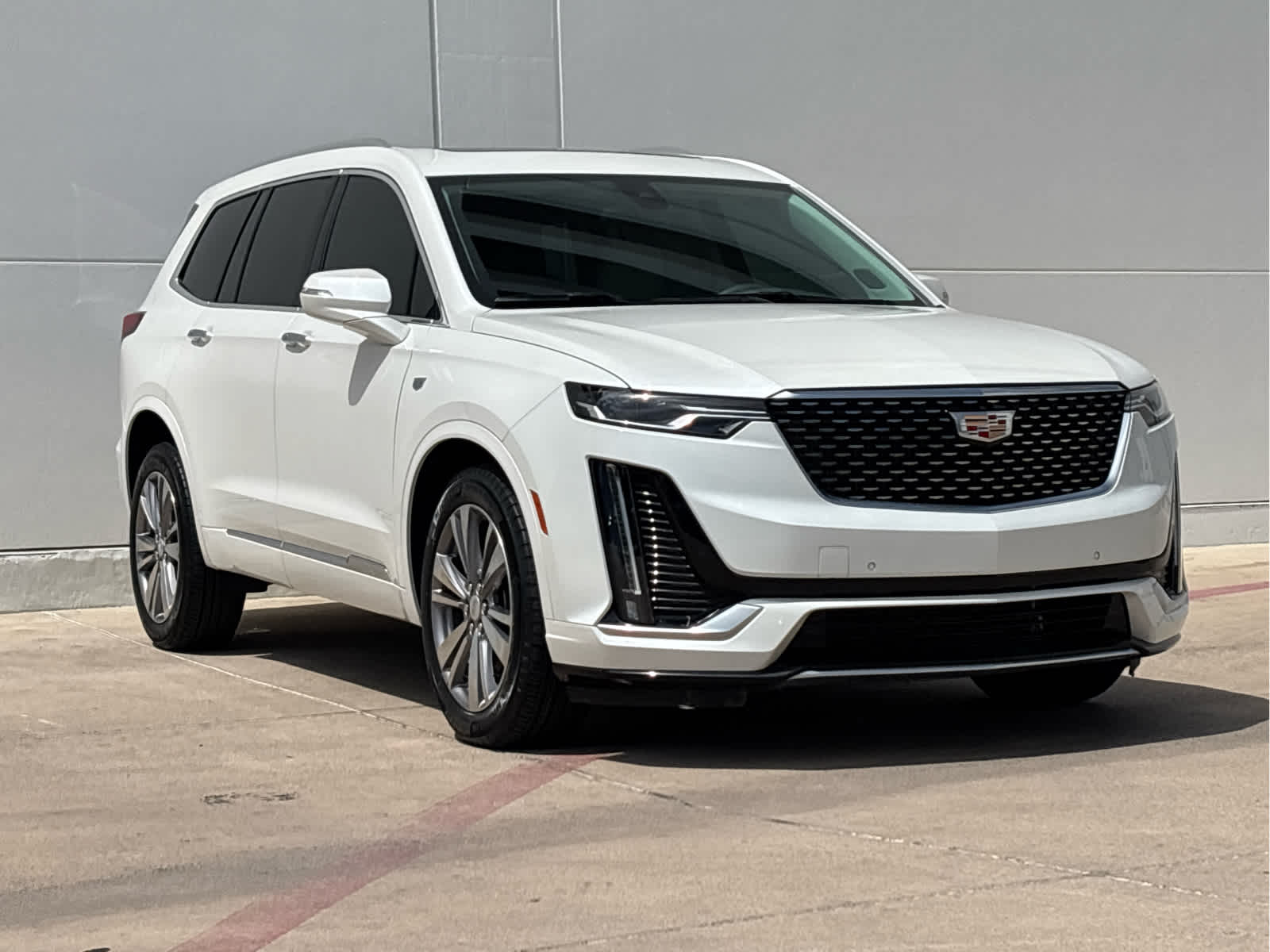Certified Used 2024 Crystal White Tricoat Cadillac AWD Premium Luxury image 3